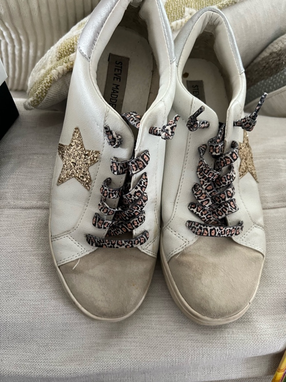 Steve Madden White Sneakers with Gold Glitter Star and Leopard Laces